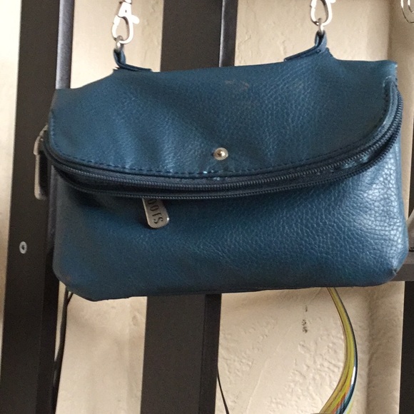 Roots Strap Bag - Picture 2 of 6